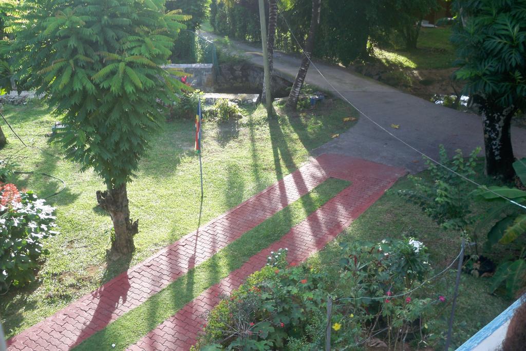 Chez Julie Villa Anse Boileau Bagian luar foto